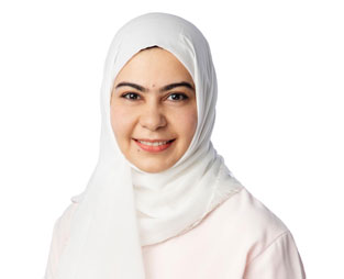 Dr. Amna AlMaazmi